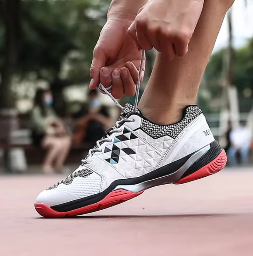 Badminton Value Shoes - Unisex - White/Red - Medaron