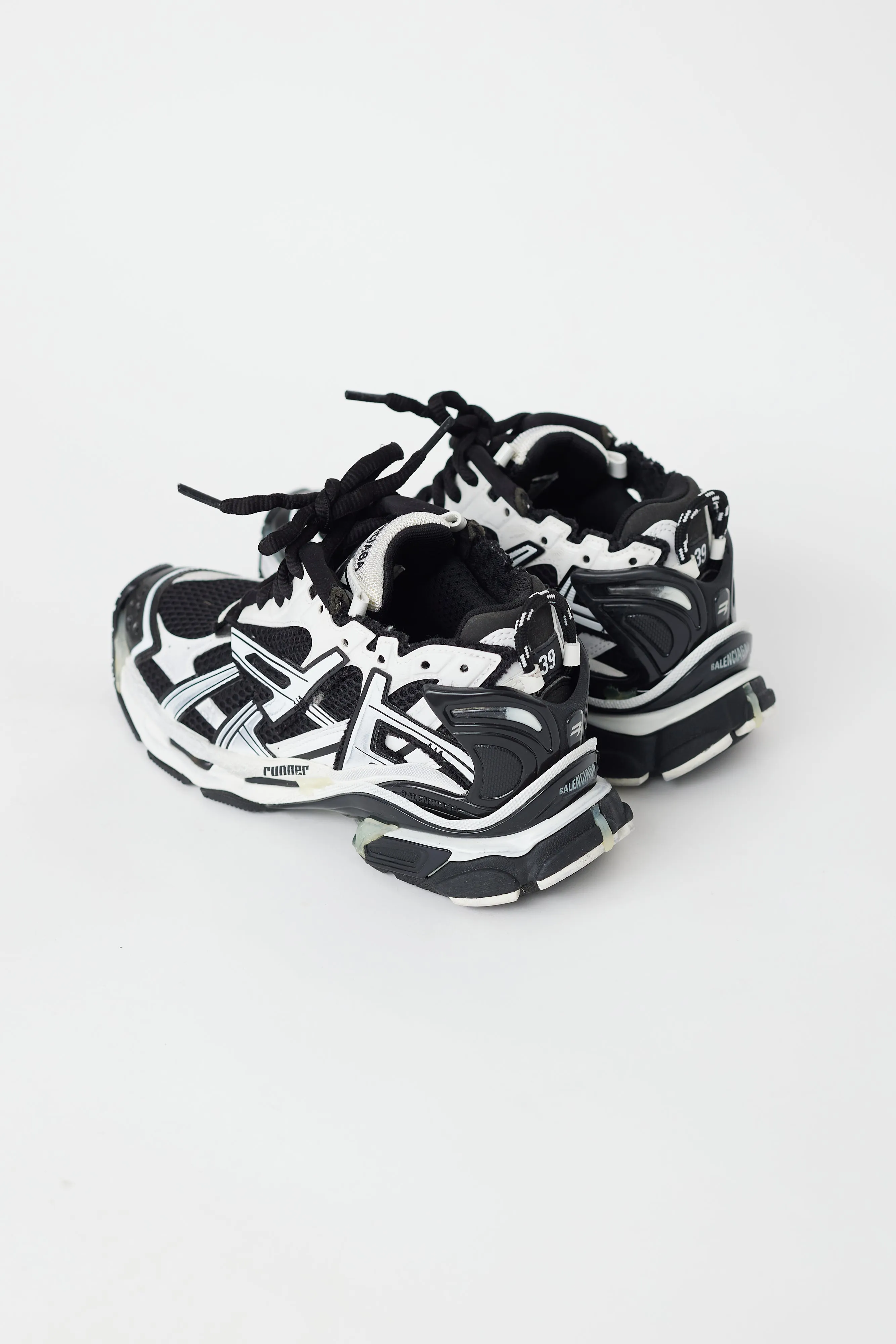 Black & White Runner Sneaker