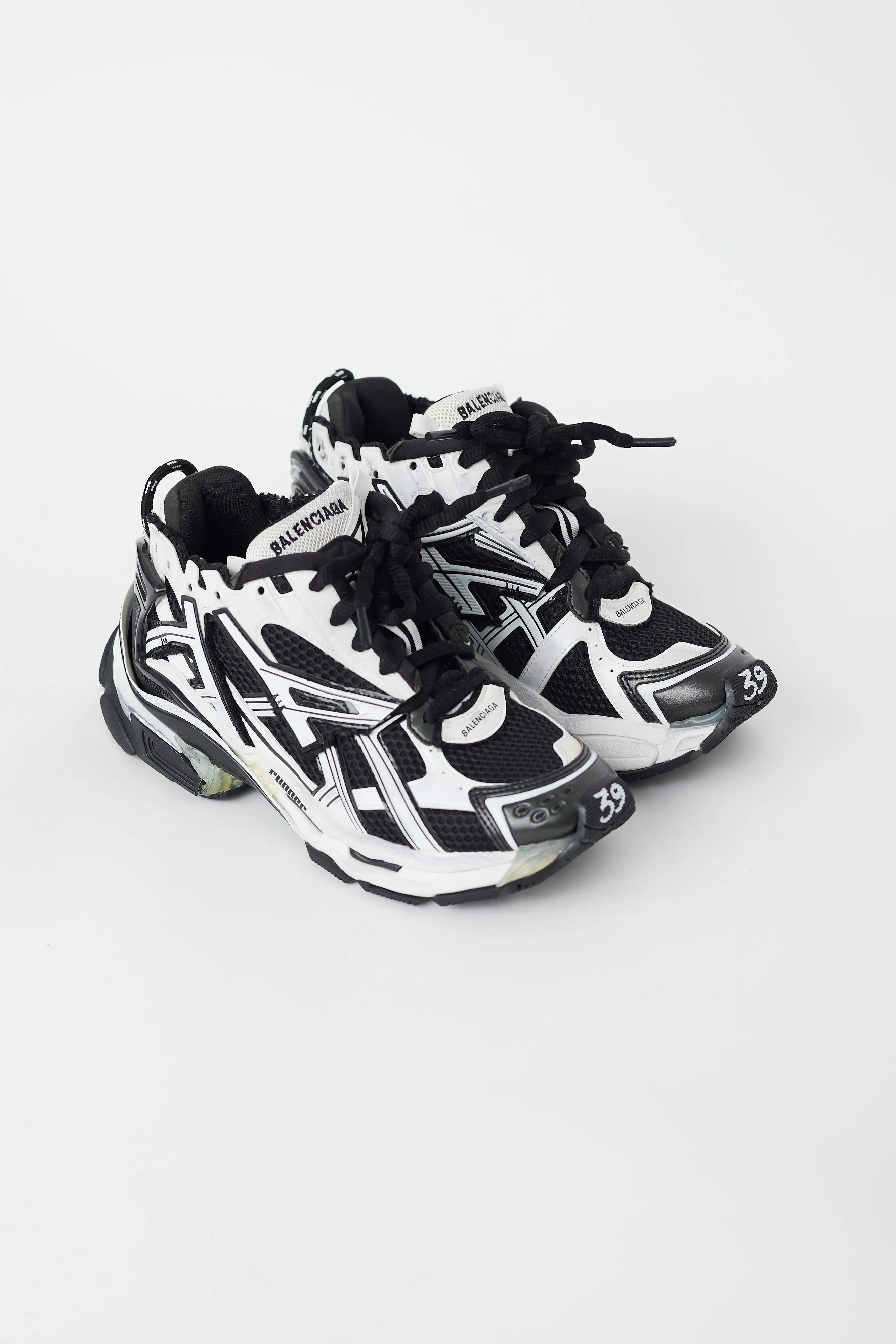 Black & White Runner Sneaker
