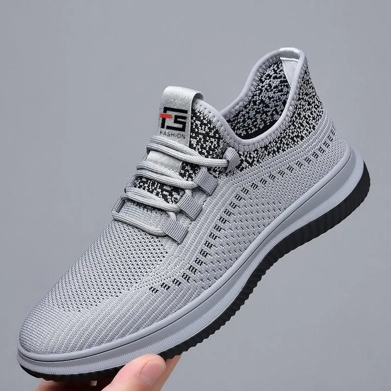 Breathable thin mesh surface soft bottom wear resistant running sports shoes