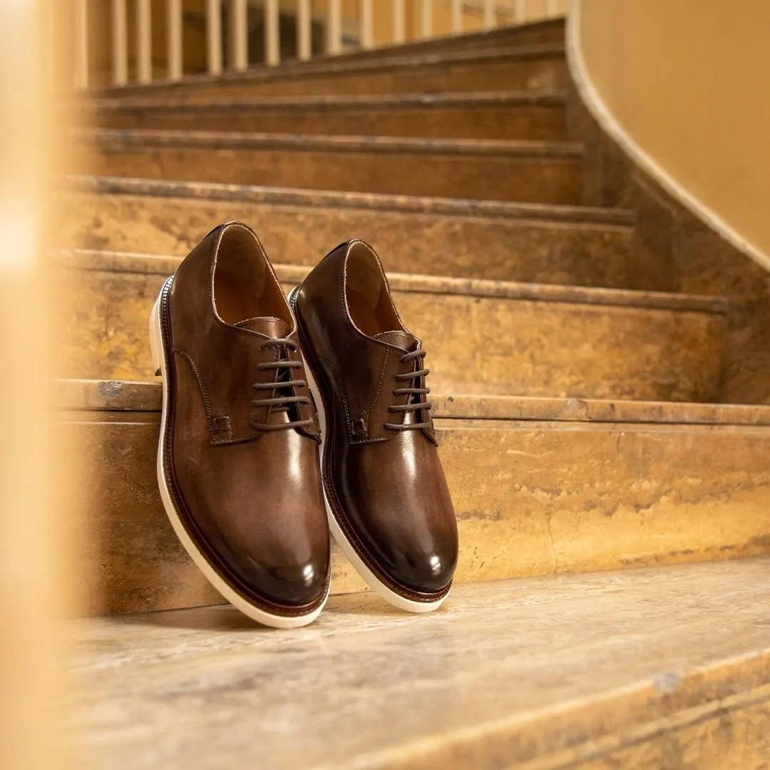 Brown Leather Caracas Brogue Derby Shoes with White Leather Sole - Summer 2024 Collection