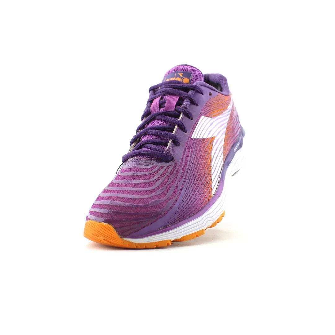 DIADORA BLUSHIELD MYTHOS FLY 3