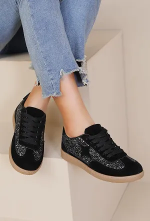 GUM COLORED SOLE WITH STAR GLITTERS AESTHETIC TRAINERS IN BLACK