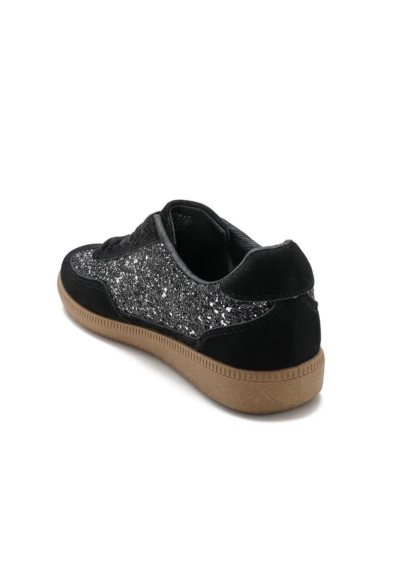 GUM COLORED SOLE WITH STAR GLITTERS AESTHETIC TRAINERS IN BLACK