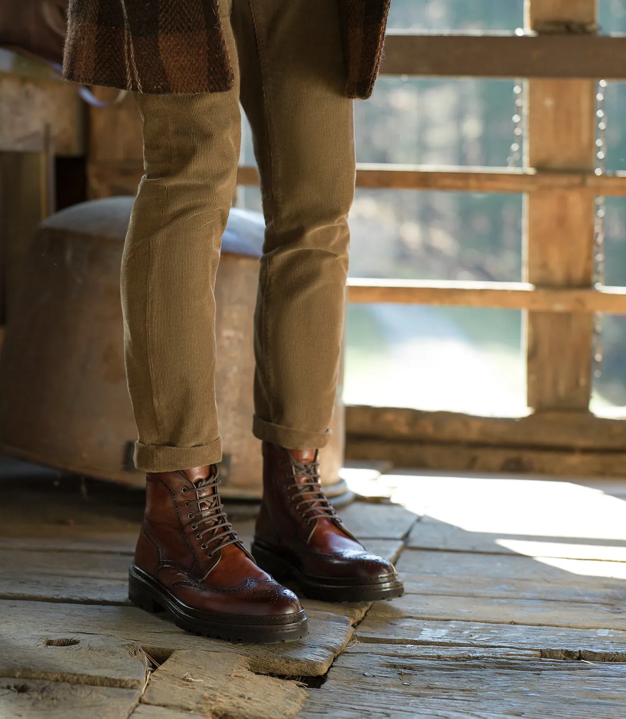 Height Increasing Tan Leather Travise Chunky Derby Boots