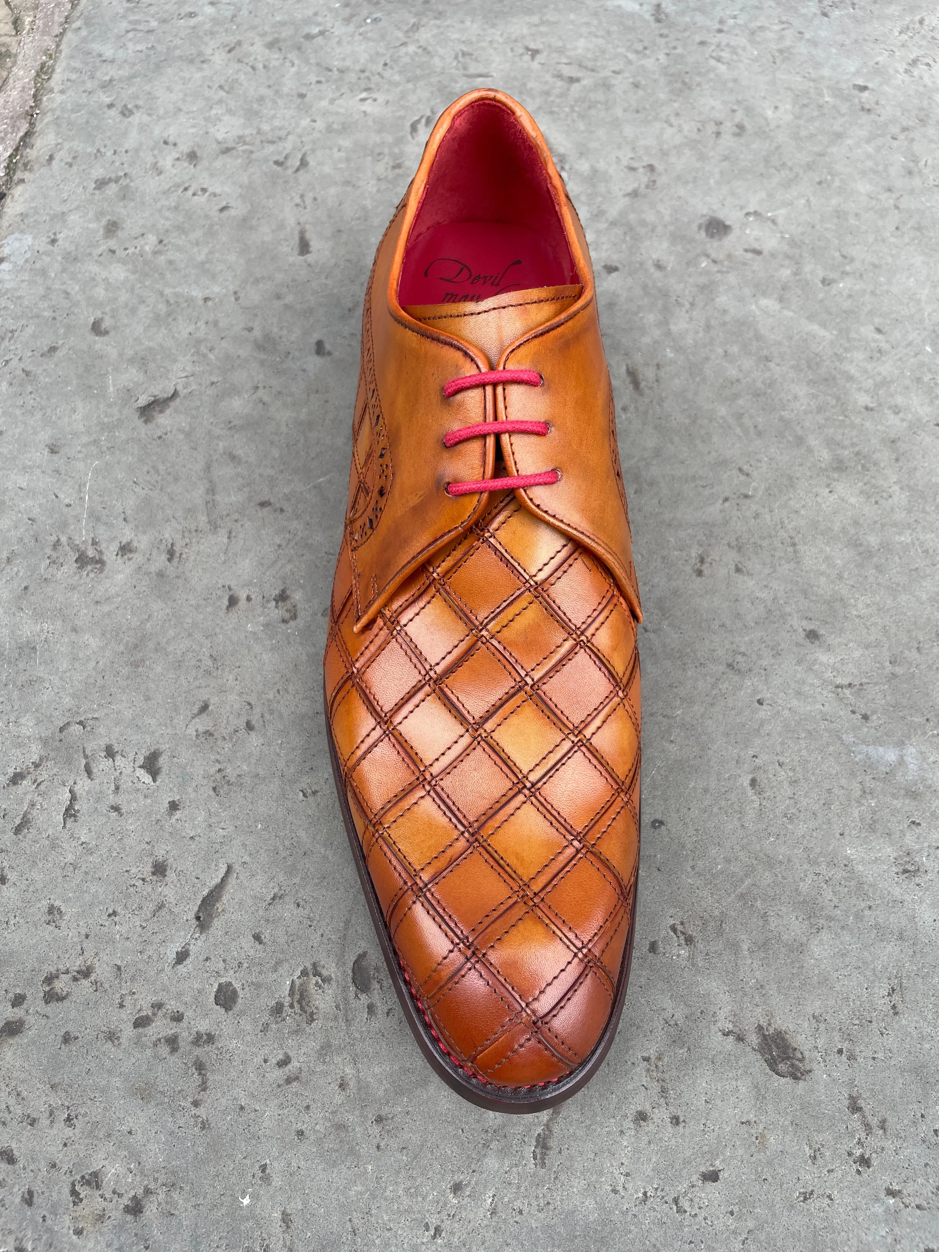 Jeffery West Theoden "Page" Burnish Leather Caramel