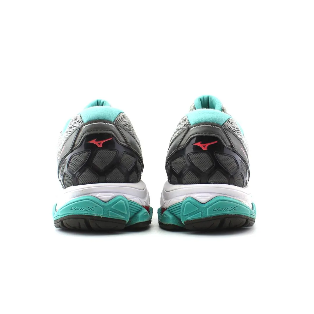 MIZUNO  WAVE HORIZON