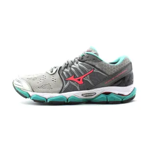 MIZUNO  WAVE HORIZON
