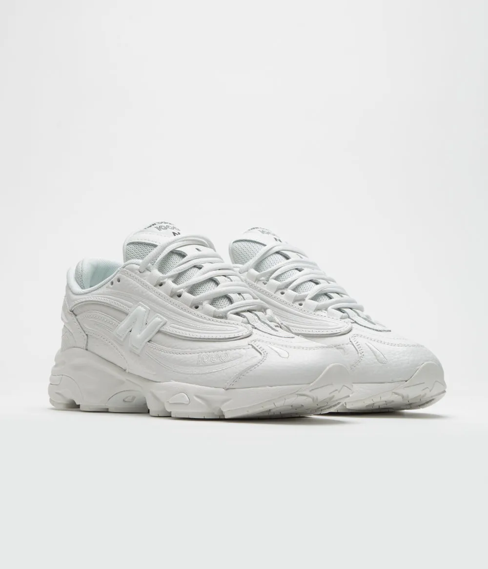 New Balance 1000 Shoes - Reflection