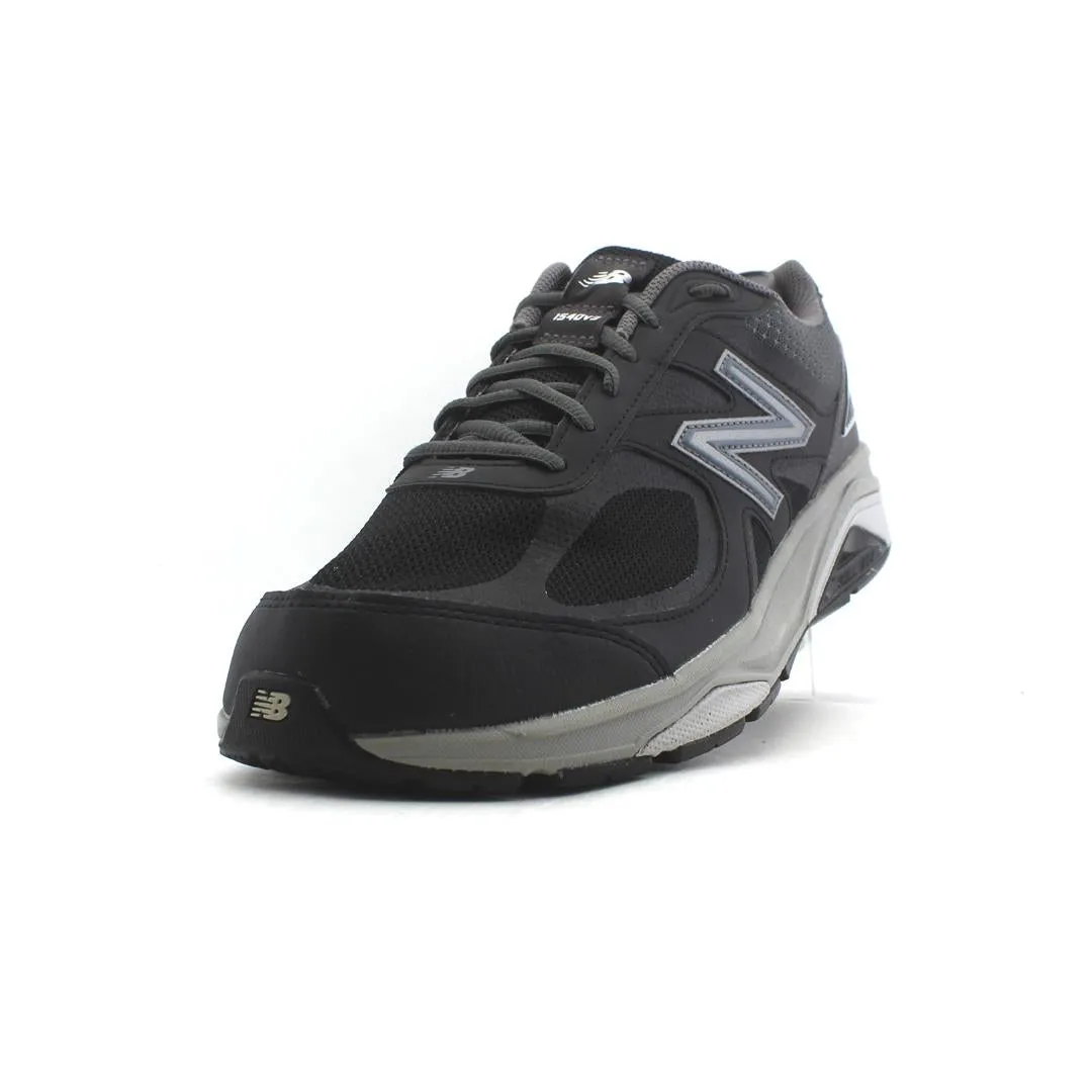 NEW BALANCE 1540V4