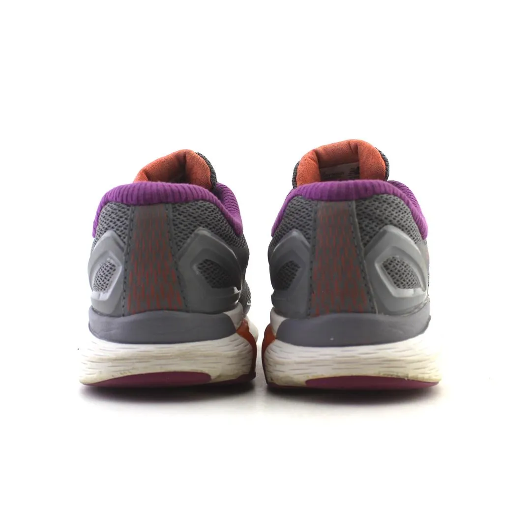 NEW BALANCE 1865