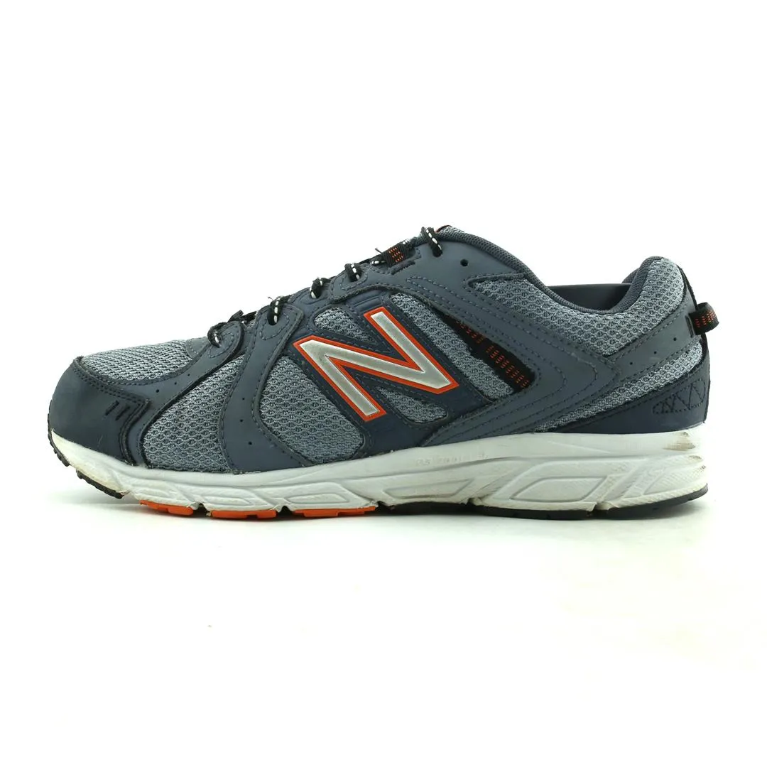 NEW BALANCE 402 V1