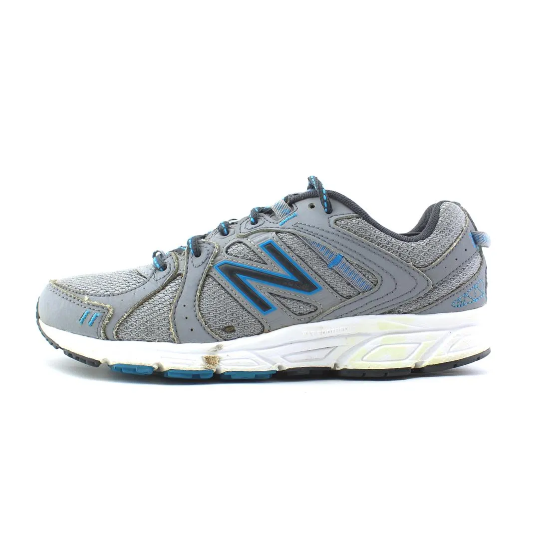 NEW BALANCE 402V1
