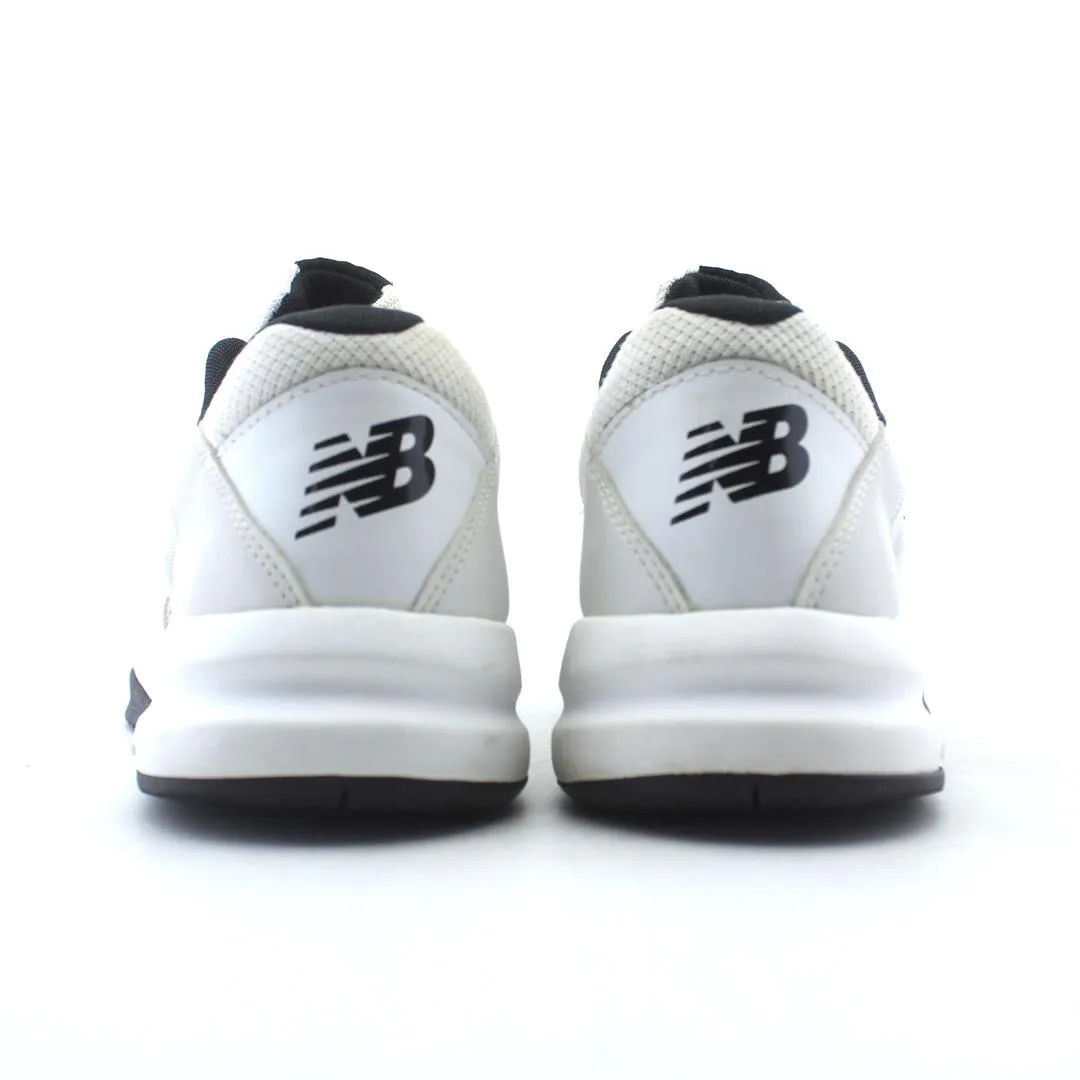 NEW BALANCE 696 V2