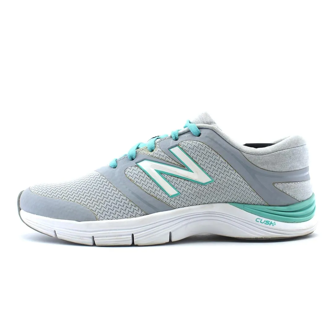 NEW BALANCE 711V2