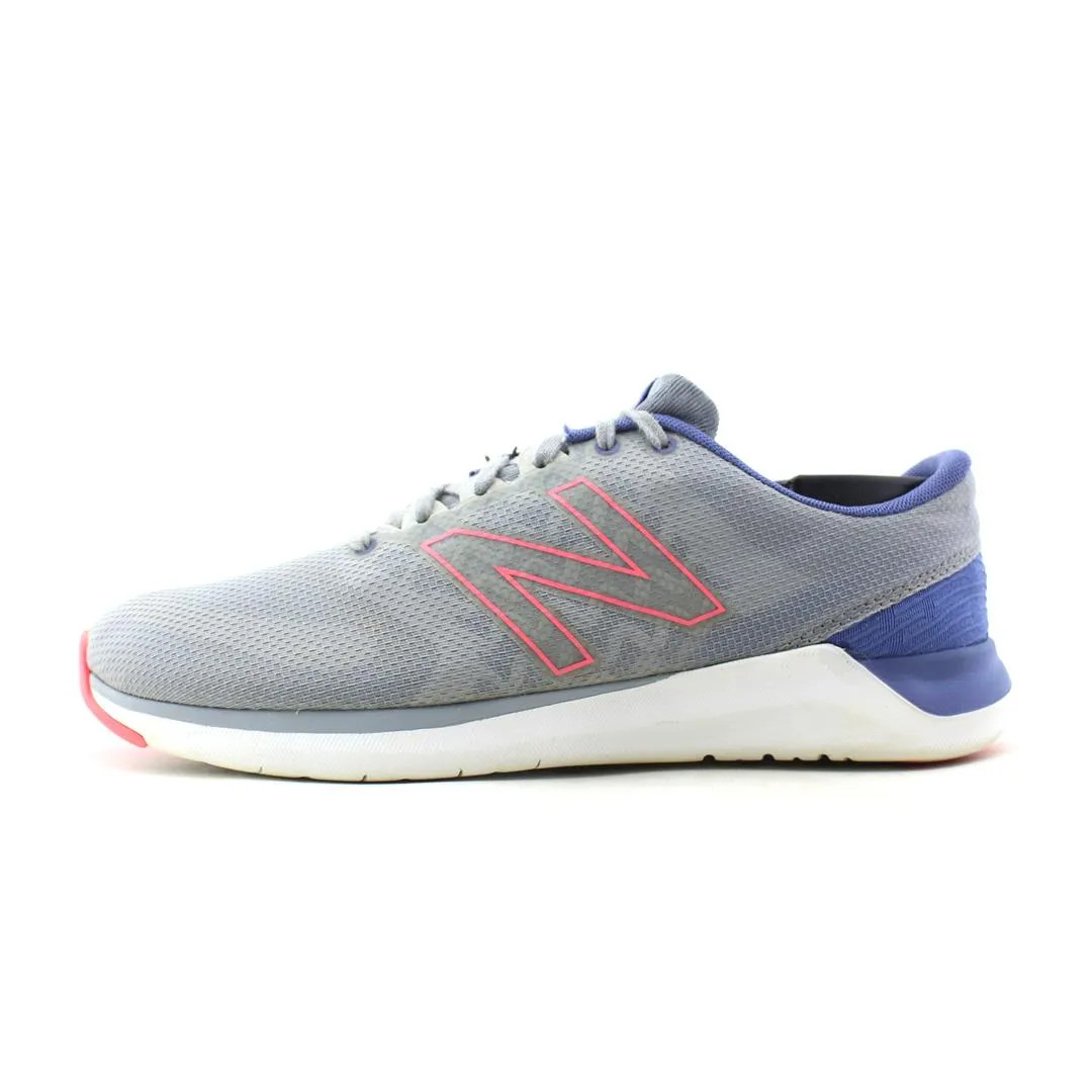 NEW BALANCE 715 V4