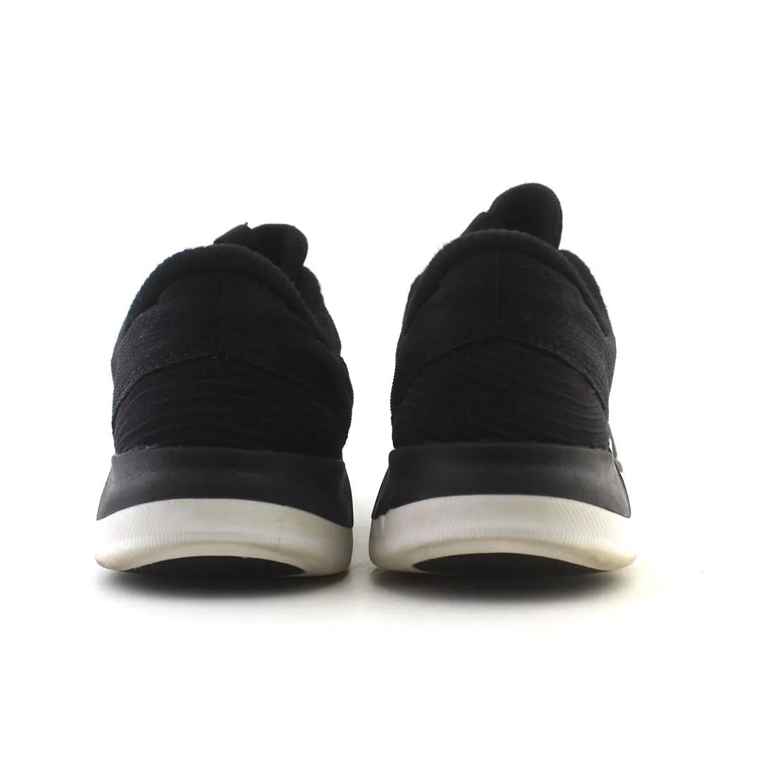 NEW BALANCE 715V4