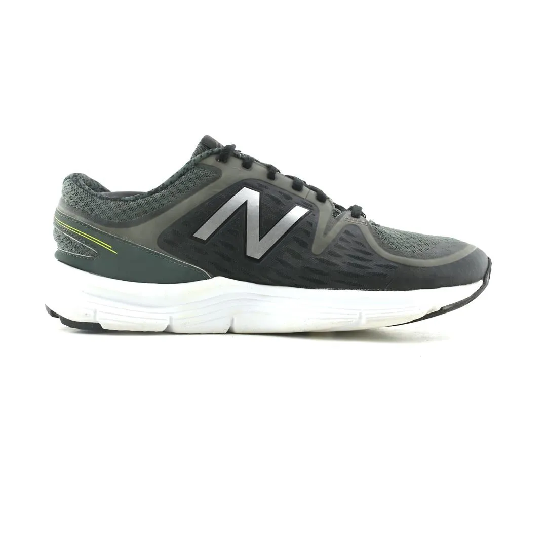 NEW BALANCE 775V