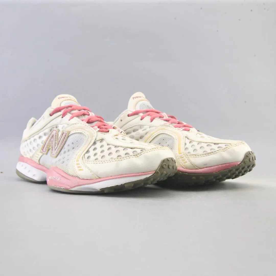NEW BALANCE 805
