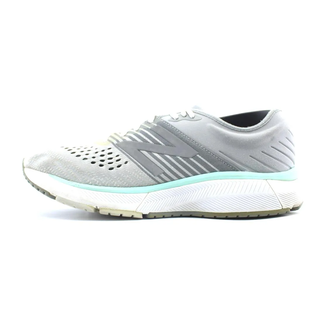 NEW BALANCE  860 V10