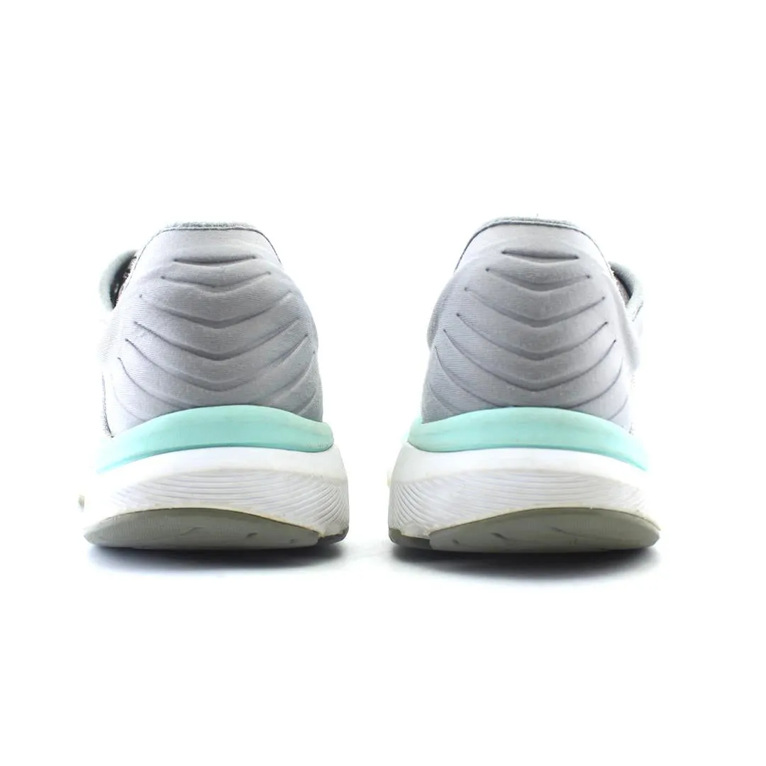 NEW BALANCE  860 V10