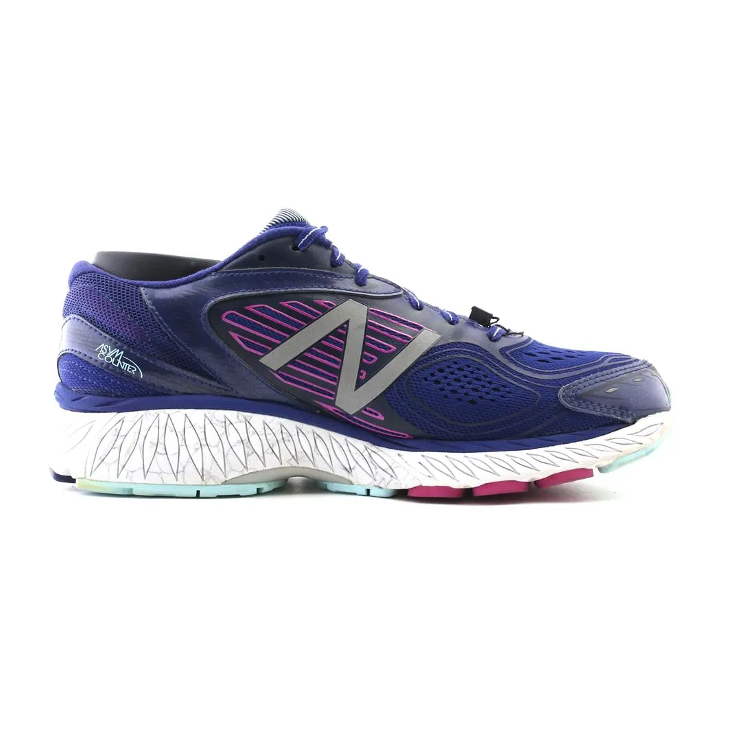 NEW BALANCE  860 V7