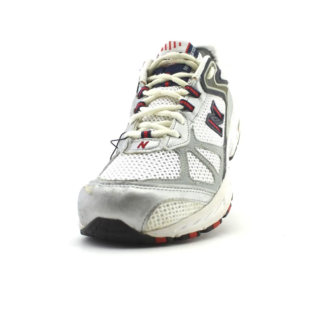 NEW BALANCE 882V1