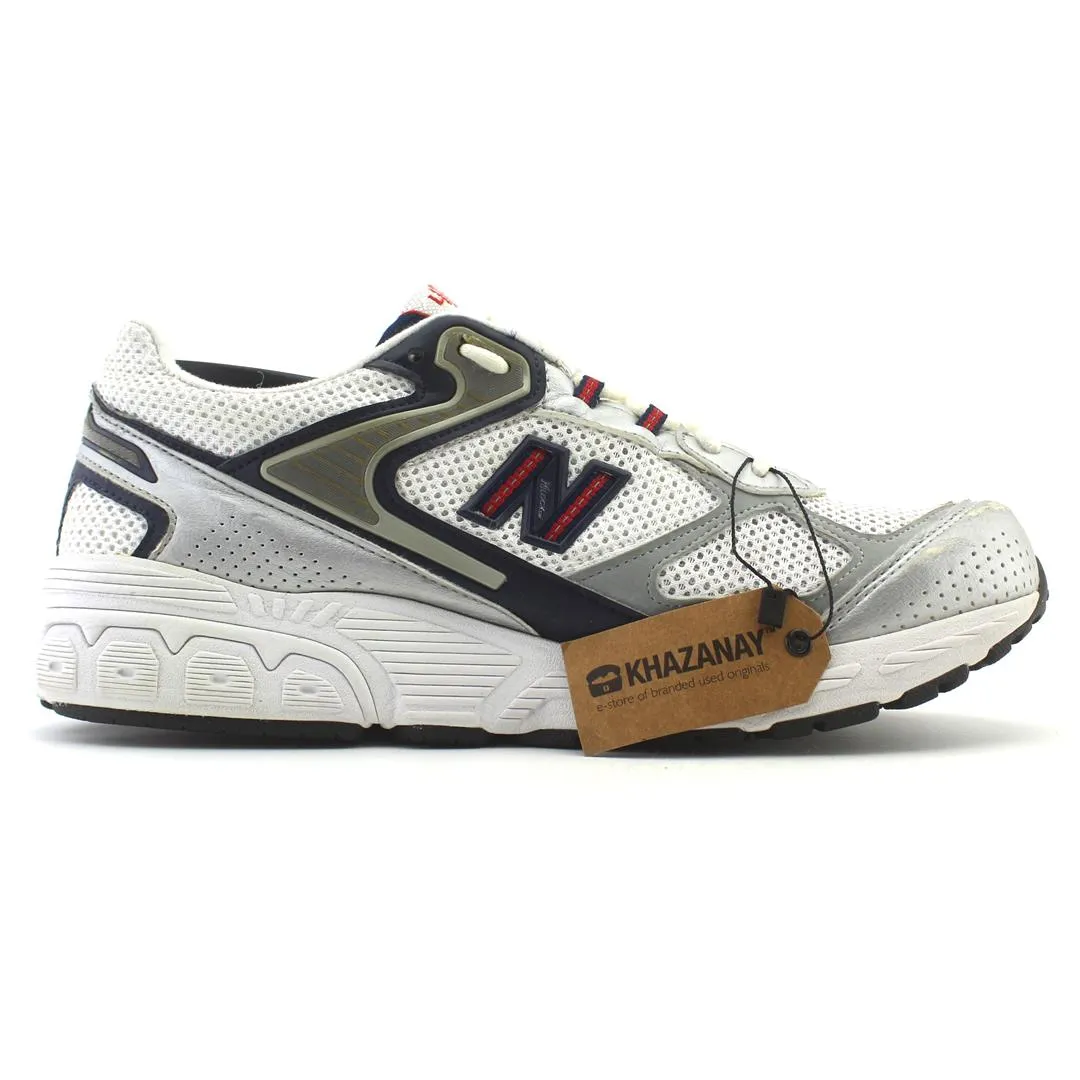 NEW BALANCE 882V1