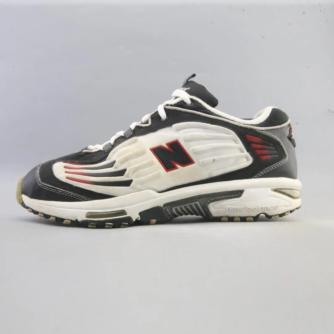 NEW BALANCE 894V2