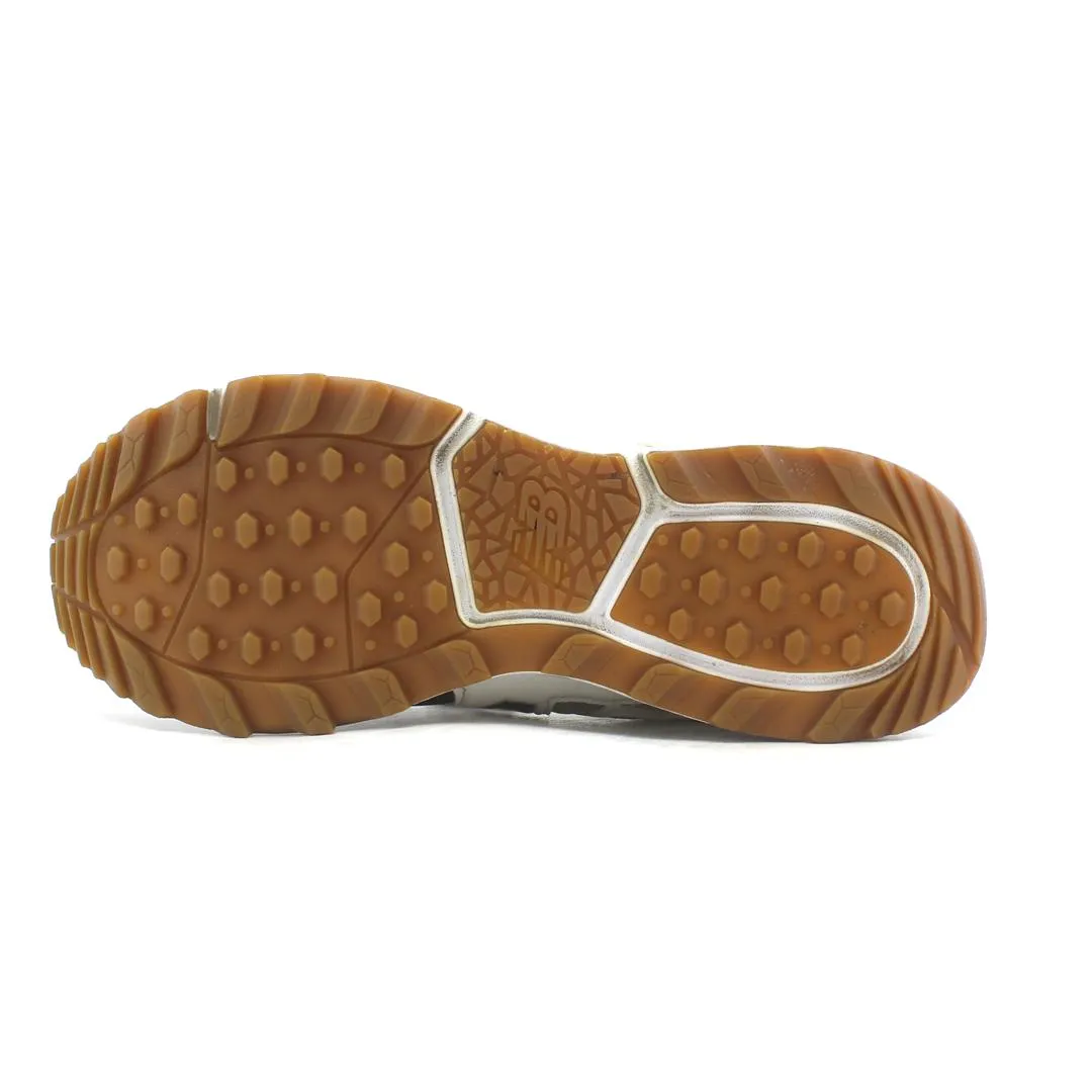NEW BALANCE DEBRIS FREE CONTRUSTION