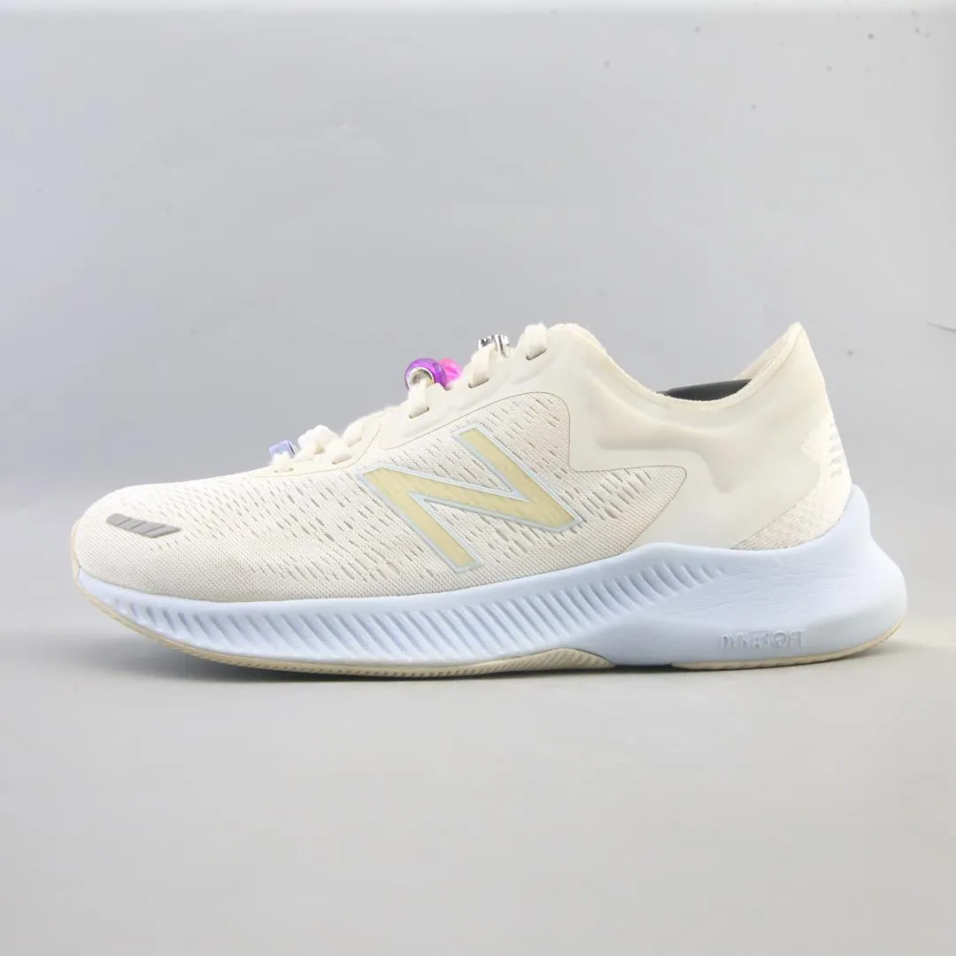 NEW BALANCE DYNASOFT PESU V1