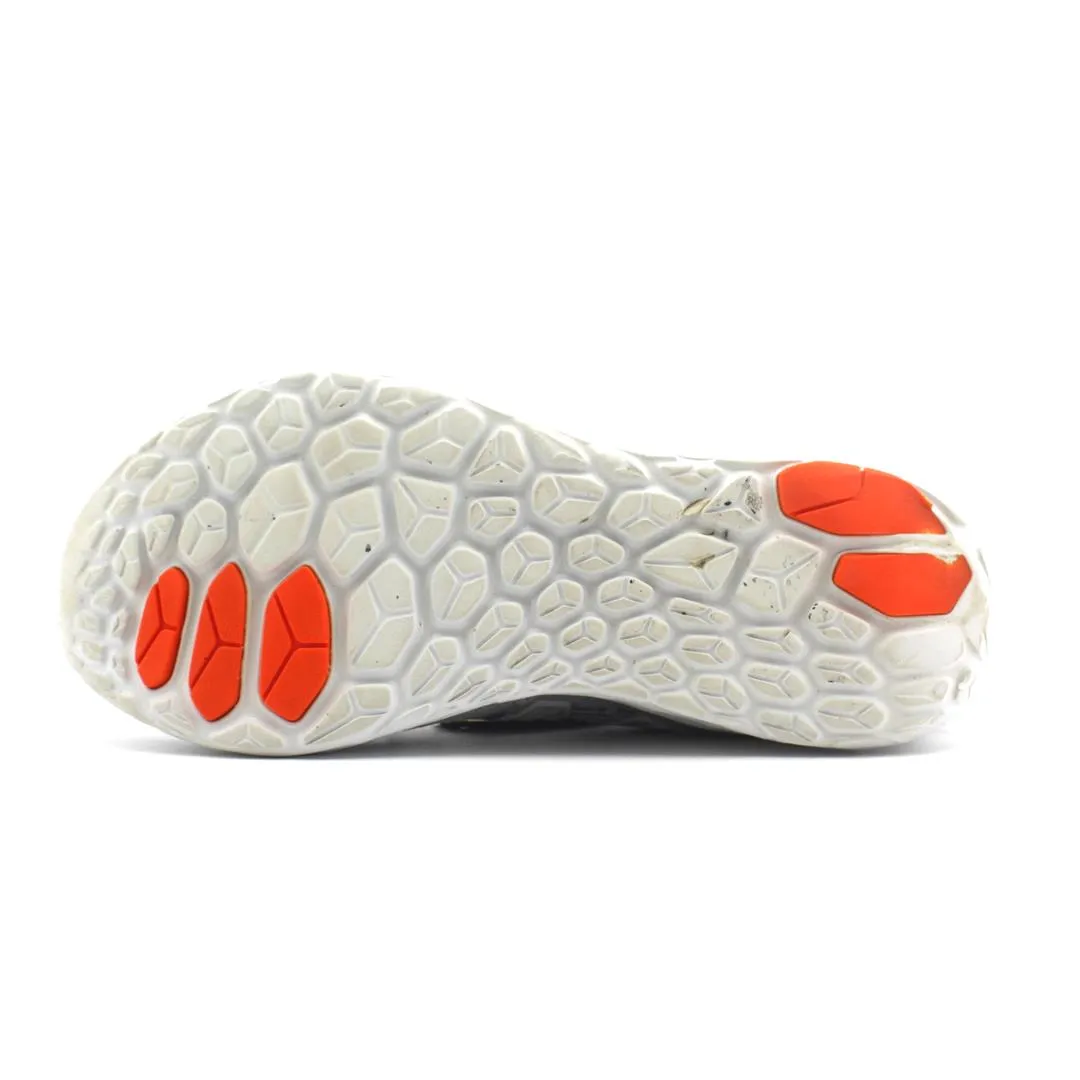 NEW BALANCE  FRESH FOAMX BEACON V3
