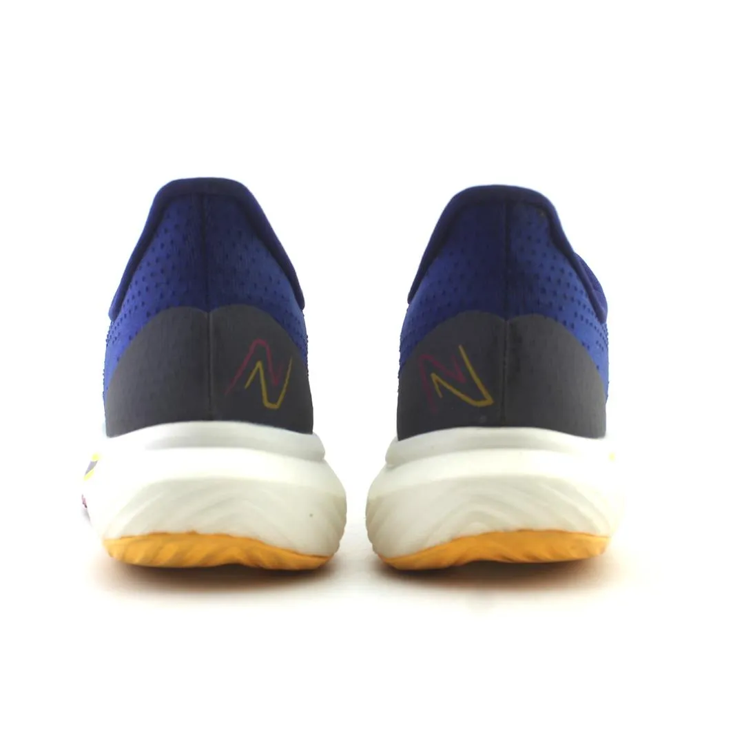 NEW BALANCE  FUELCELL REBEL V3