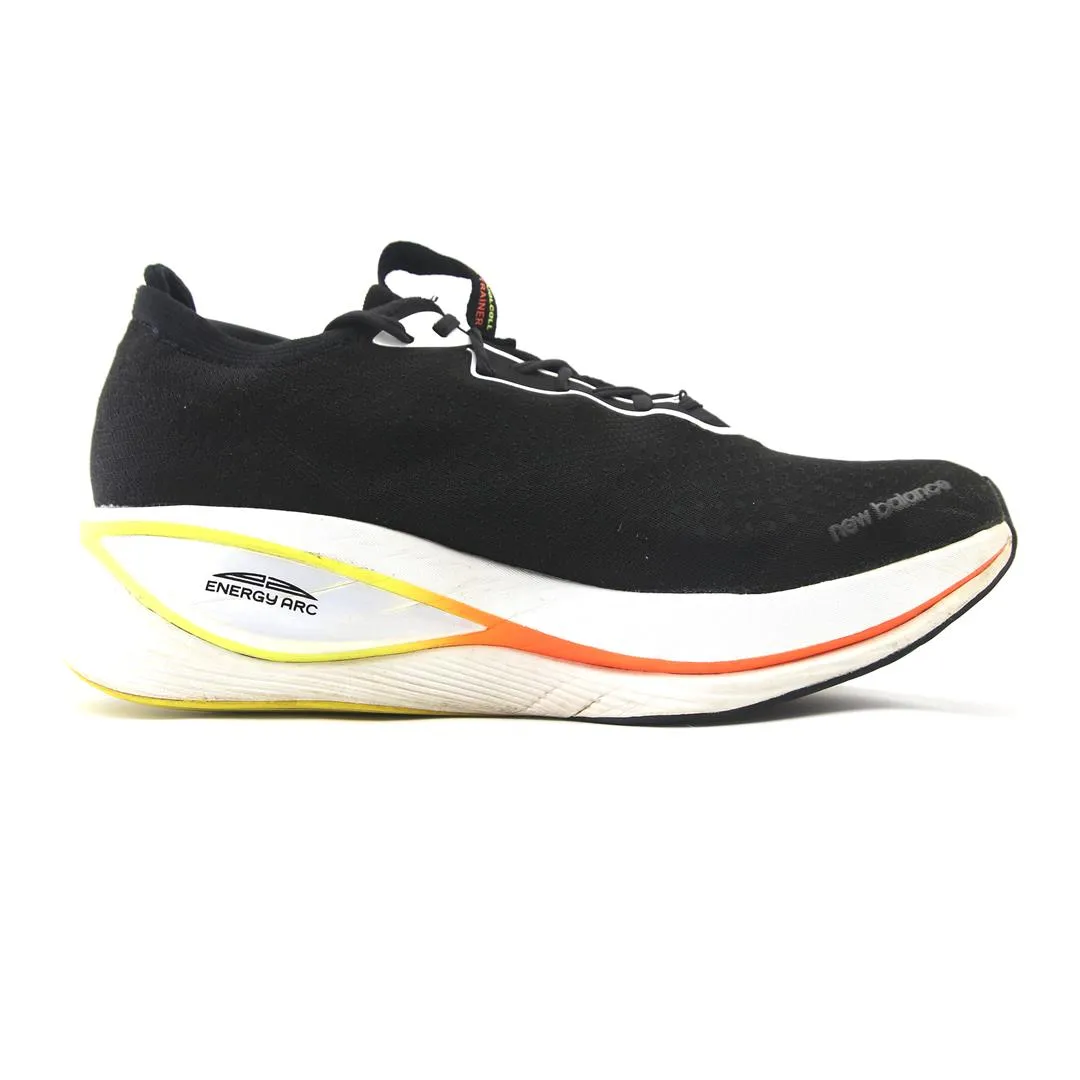 NEW BALANCE  FUELCELL SUPERCOMP