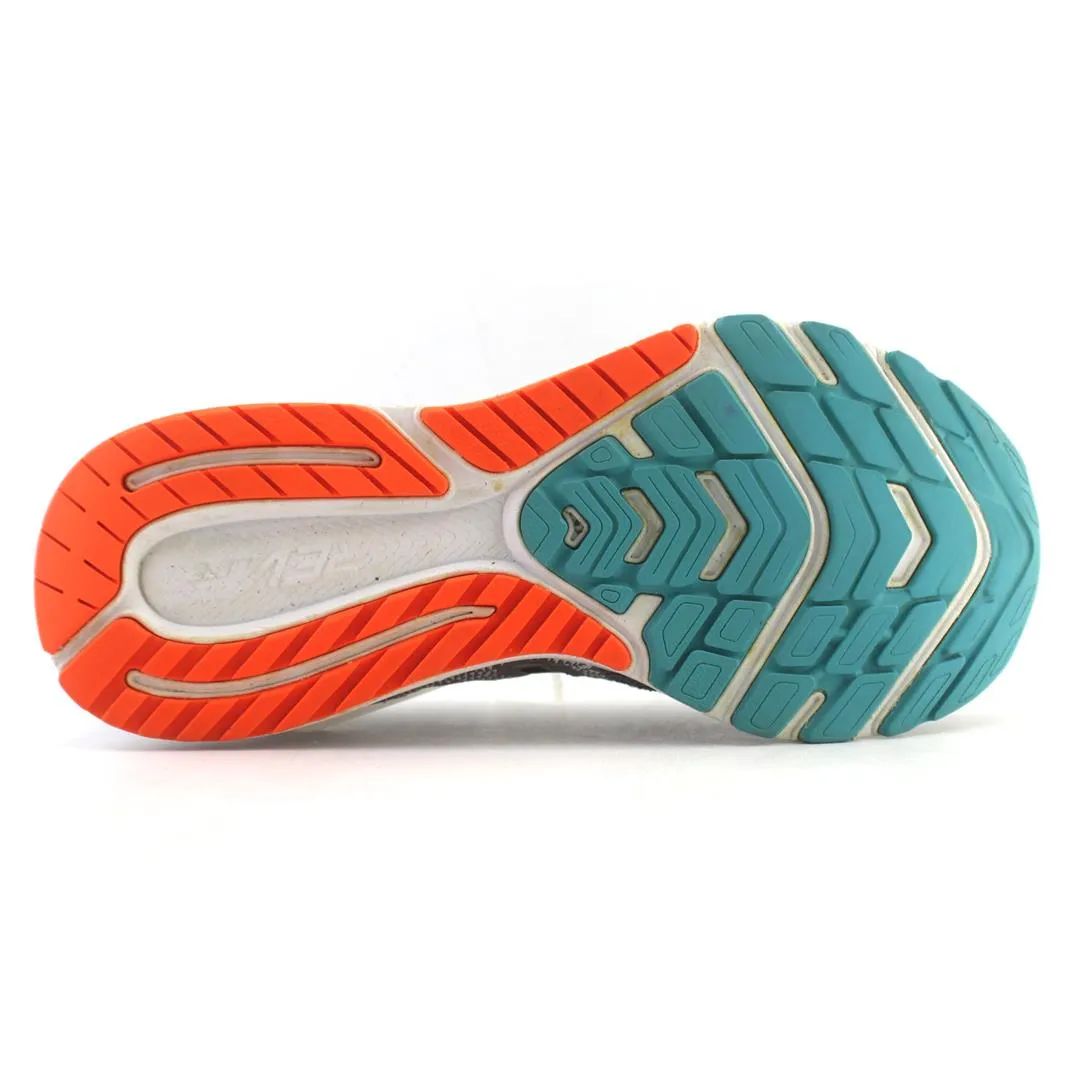 NEW BALANCE  FUELCORE RUSH V3 BOLT
