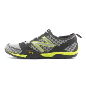 NEW BALANCE MINIMUS 10