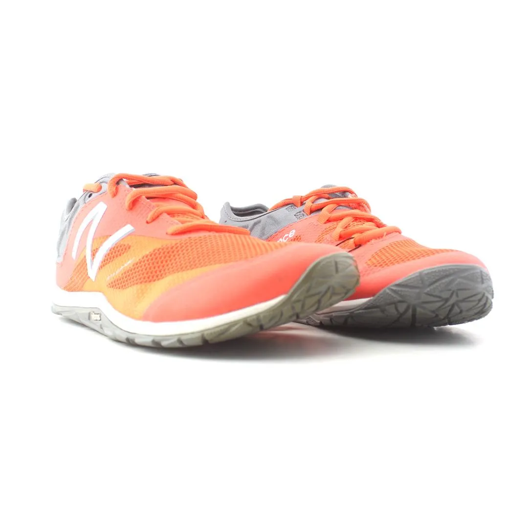 NEW BALANCE MINIMUS 20 V6