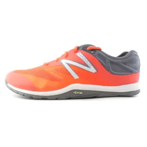 NEW BALANCE MINIMUS 20 V6