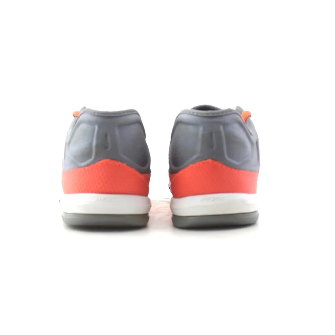 NEW BALANCE MINIMUS 20 V6