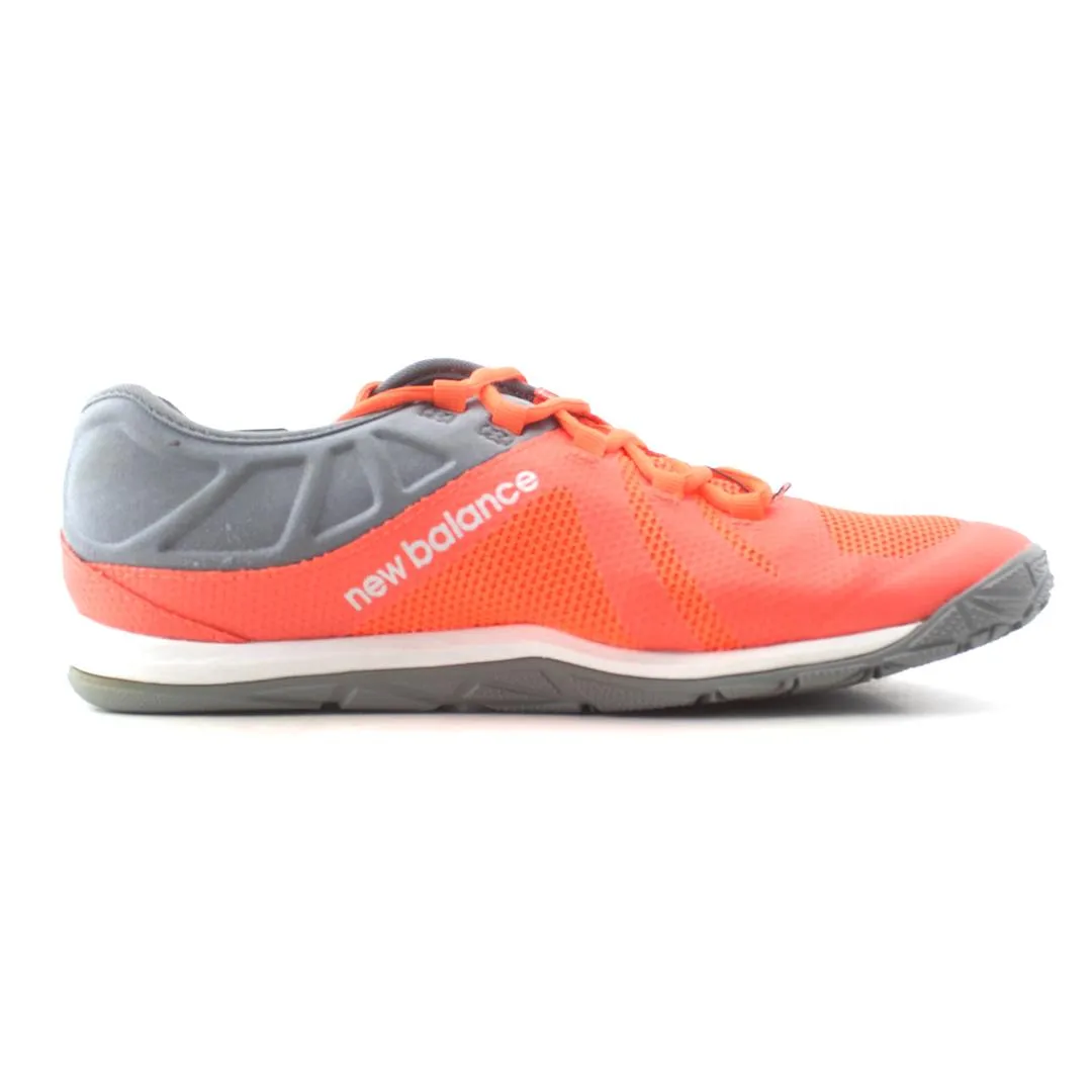 NEW BALANCE MINIMUS 20 V6