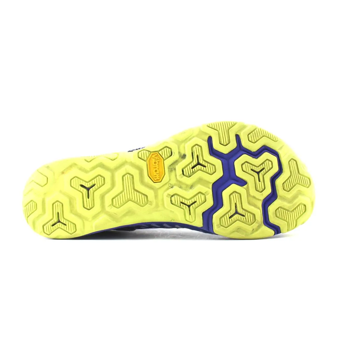 NEW BALANCE MINIMUS 20V4