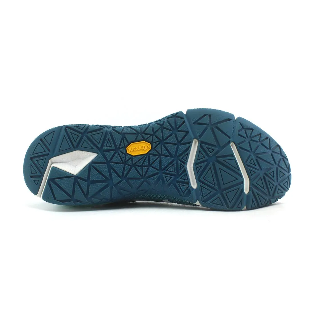 NEW BALANCE MINIMUS 40