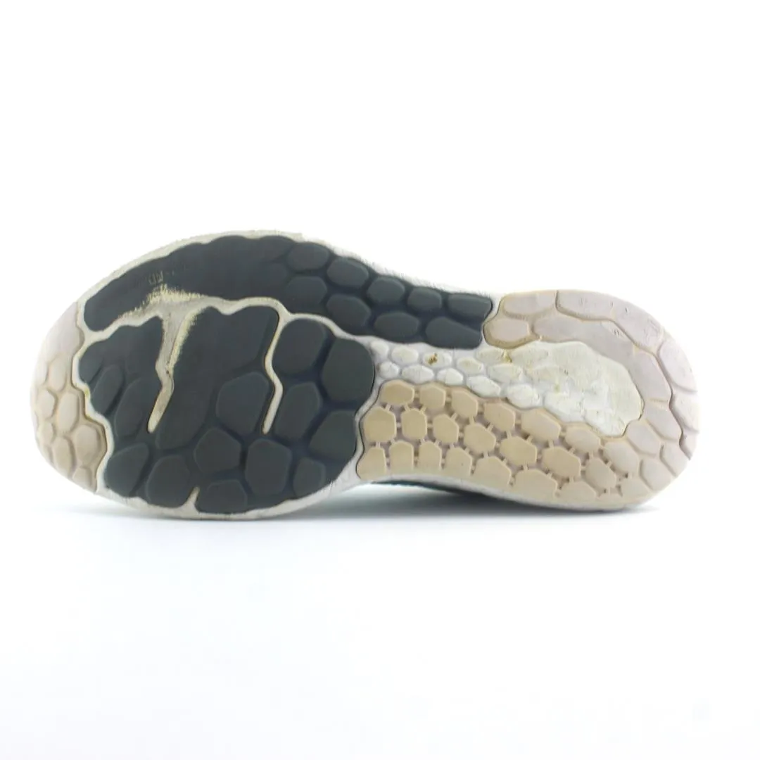 NEW BALANCE VONGO V5