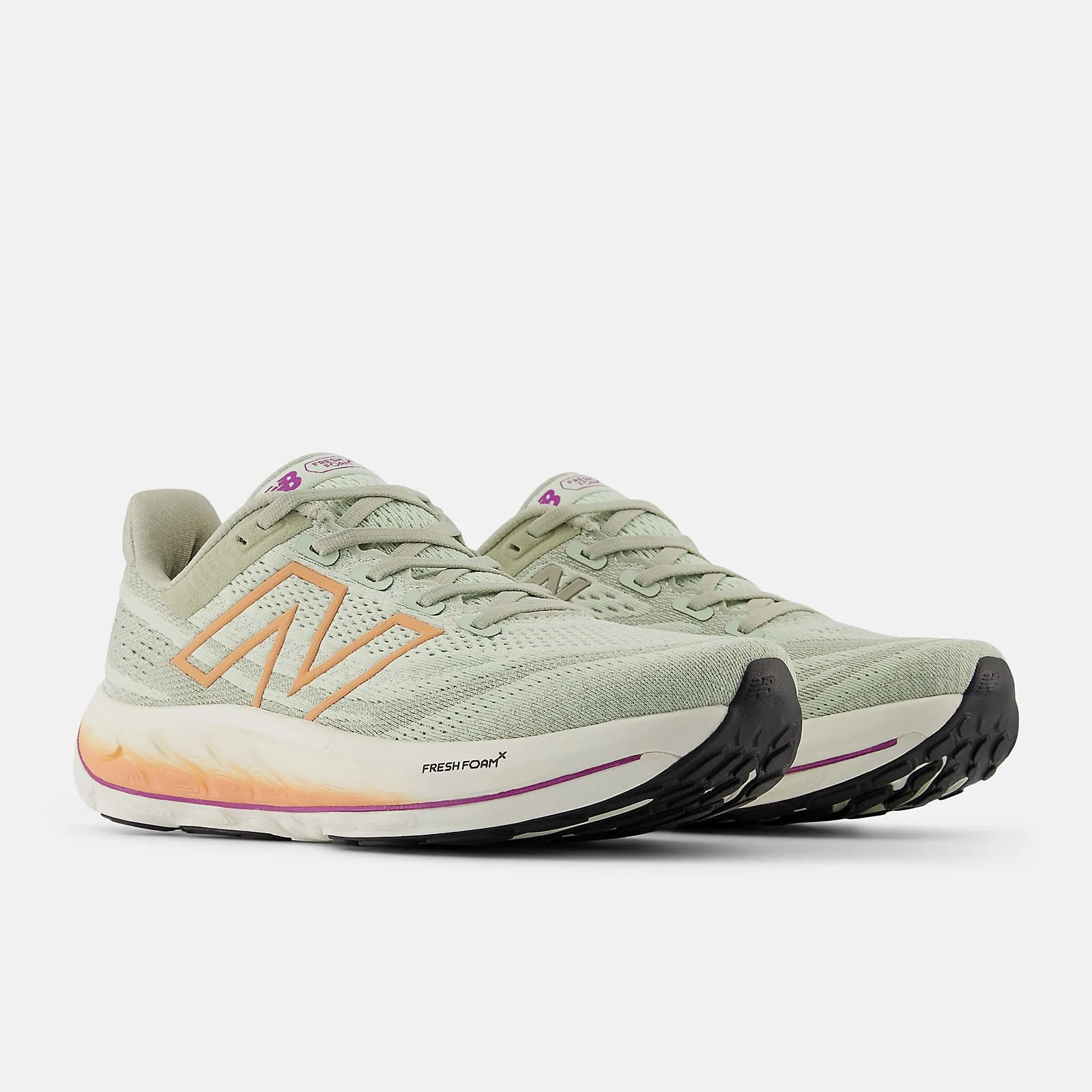 New Balance Women's Vongo v6