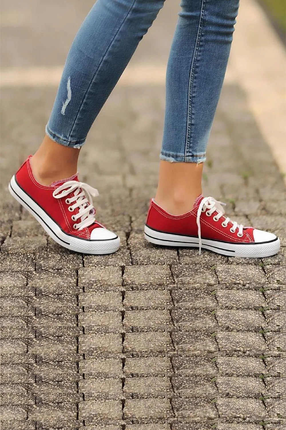 RED CANVAS LACE UP FLAT DESIGNER FASHION TRAINERS