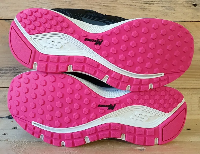 Sketchers Go Run Consistent Low Textile Trainers UK3/US6/E36 SN 128075 Black