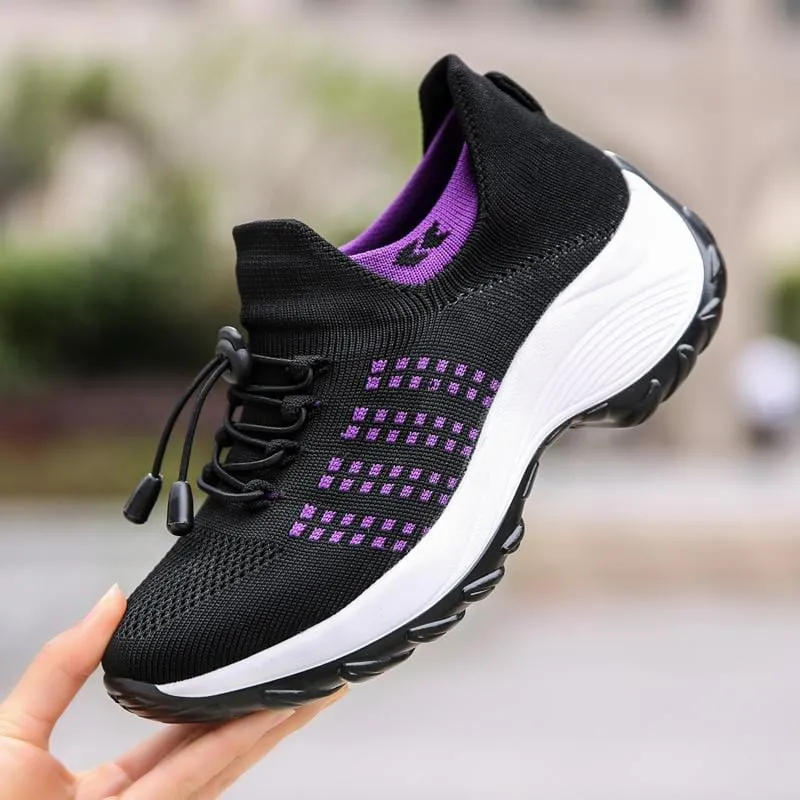 Stretchable No-Tie Sneakers: The Sienna