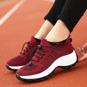 Stretchable No-Tie Sneakers: The Sienna