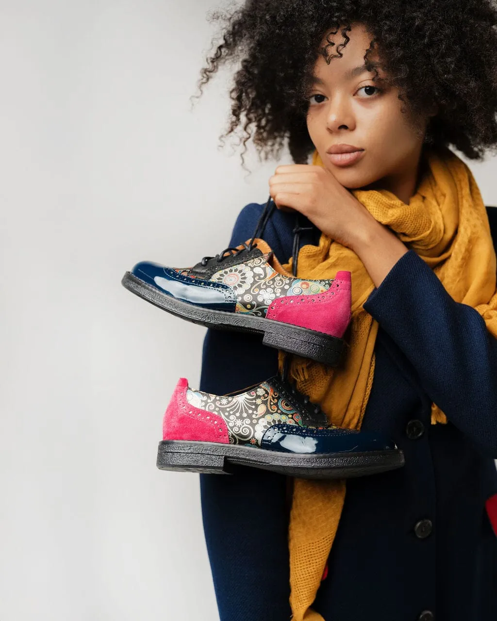 The Artist - Navy Pink