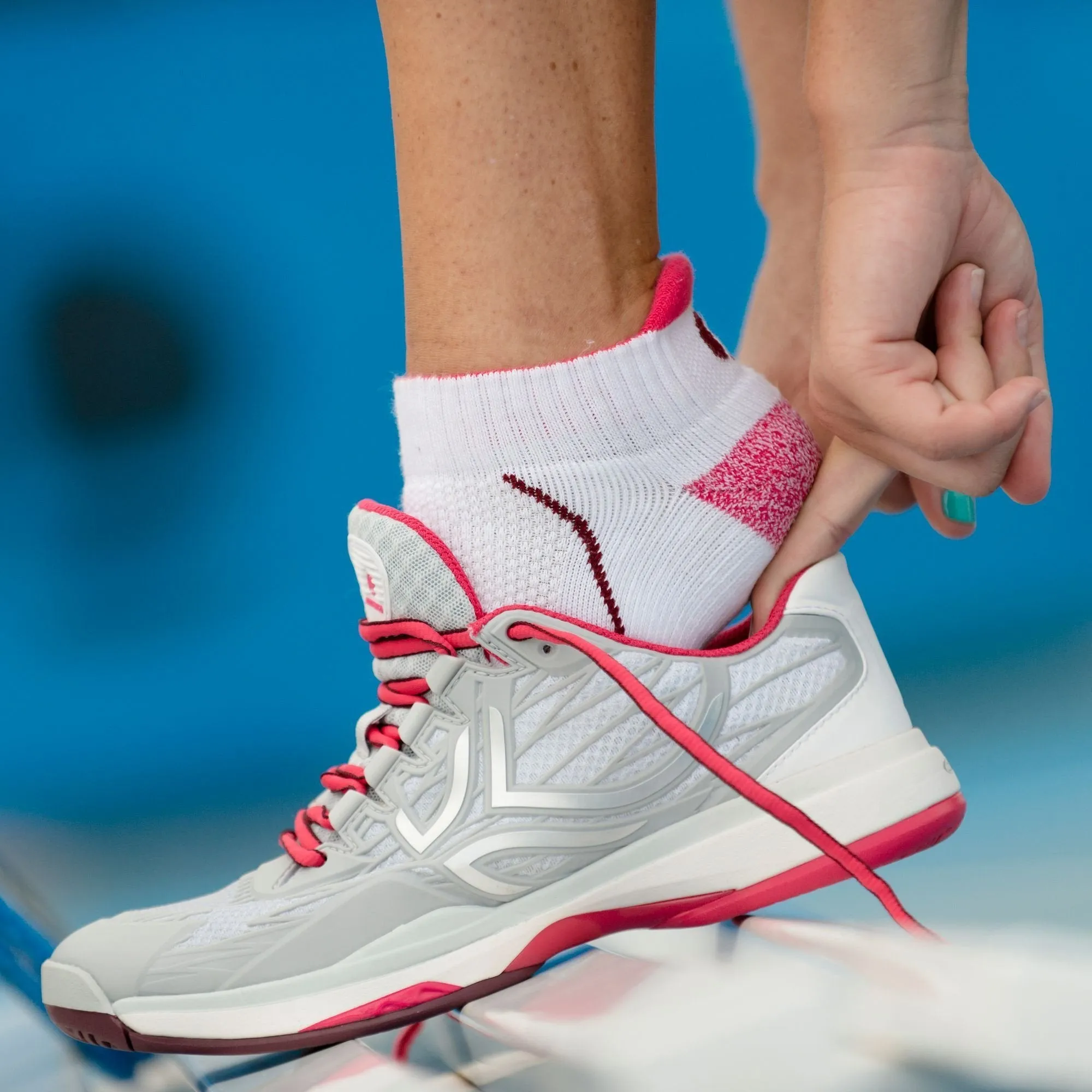 Women's Tennis Shoes TS990